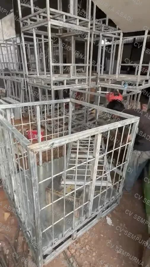 Keranjang jadi di bengkel